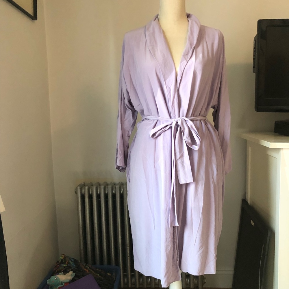 LINA RENNELL BEKLINA Lavender wrap robe One size